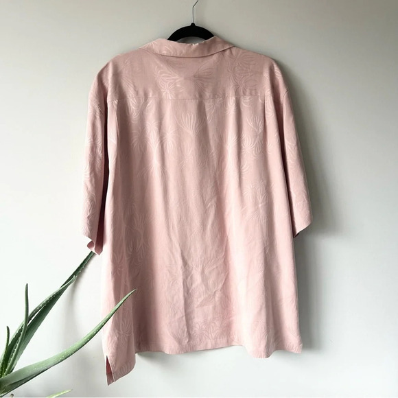 Vintage Reyn Spooner Silk Floral Print Hawaiian Shirt - Picture 2 of 12